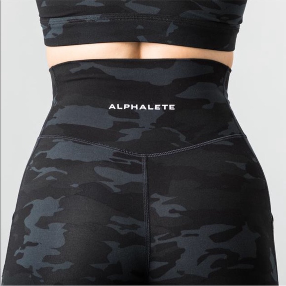 ISO!!! Alphalete camo surface pocket leggings - Picture 4 of 4